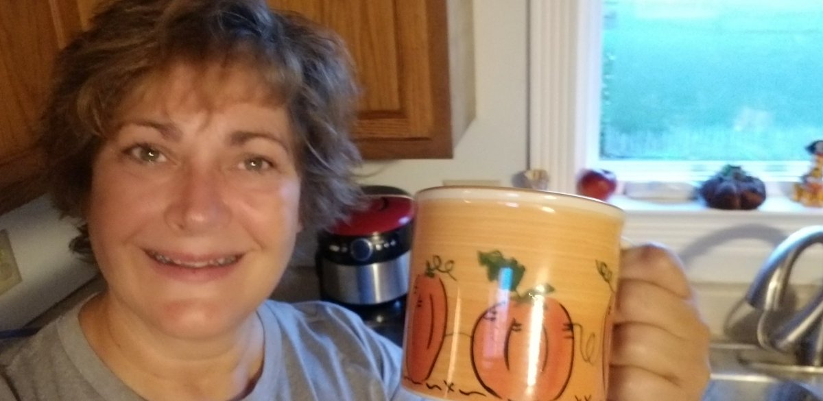 SusanDoud's tweet photo. TBH... I'm a tea drinker but I love the smell of coffee brewing. Ready for the day @NCHCareers! How about you @KellyFPifer @NCH_Erica? #LifeatNCH #NationalCoffeeDay https://t.co/jUUx9uPXoo