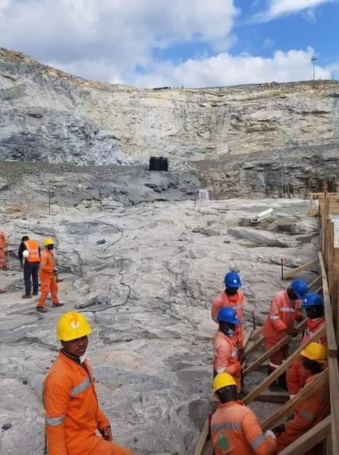gampsonfranck's tweet photo. Chantier de construction du plus grand barrage d’Afrique au Sud du Sahara à Natchigal.
Time for #Cameroon🇨🇲

Les Paysages de l'Énergie 💡🏗💦🌳

#NHPC #NGEBTP #NGECONTRACTING https://t.co/OiCoZ2W9fS