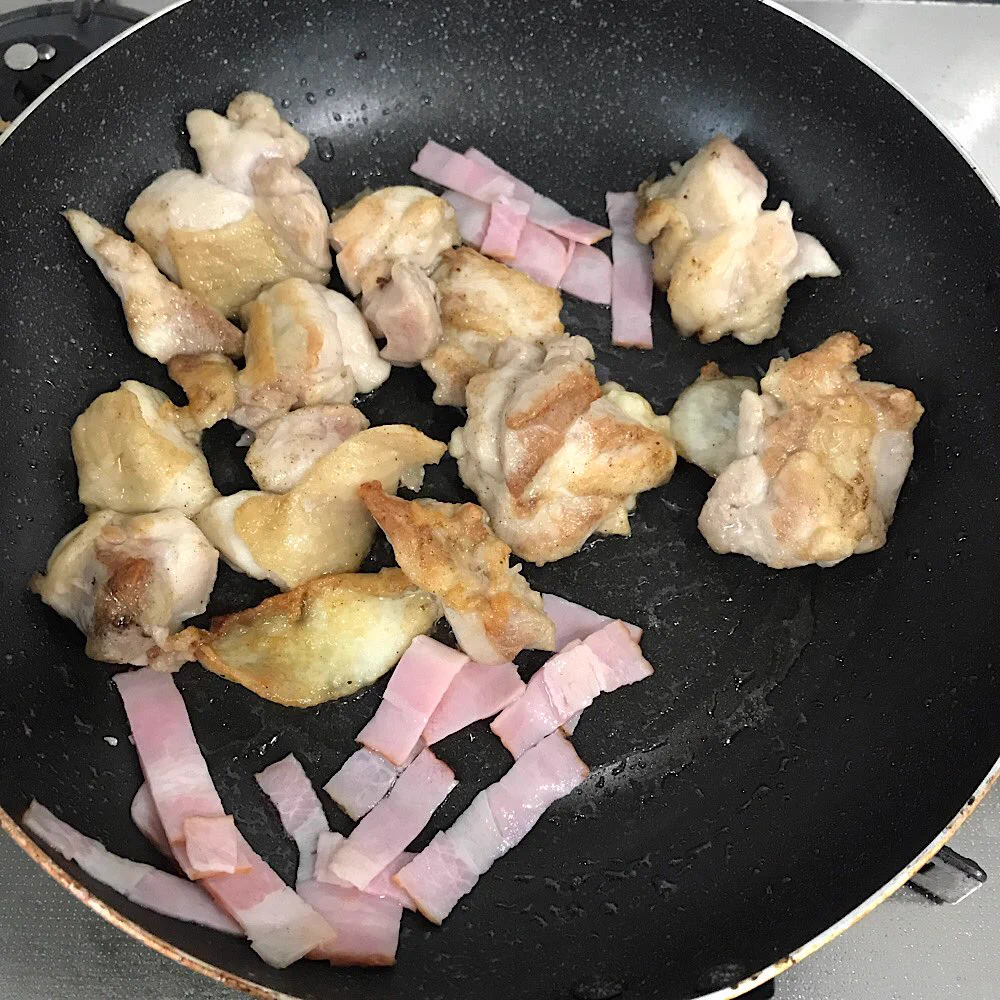 【簡単レシピ】カルボナーラならぬ“カルボチキン” が美味しそう！