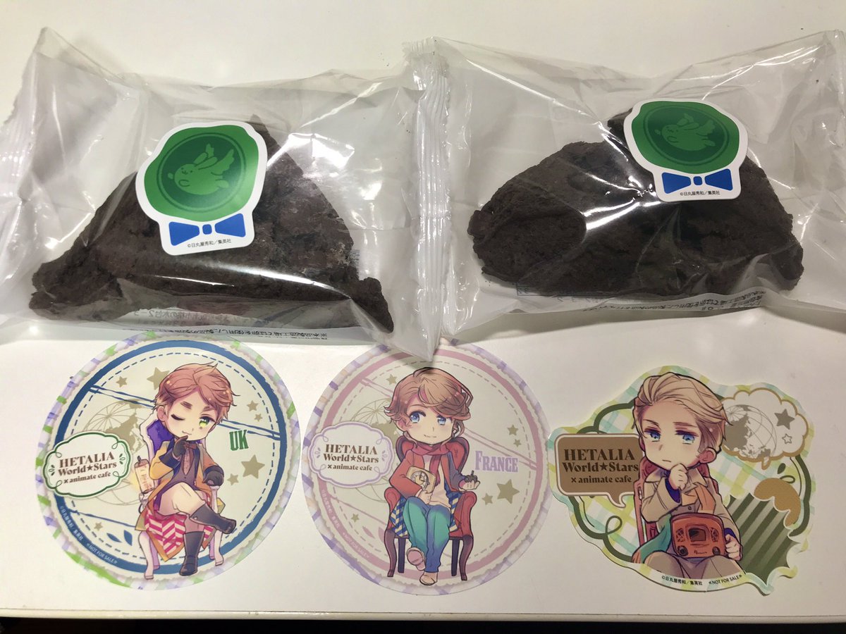 空 V Twitter あと帰りにヘタリアのアニメイトカフェにも寄ってきたー 何も飲めない状態だったけど イギの危険物スコーンが復活してたから買ってきたよ フレーバーティーもいたちゃんの予約してきた いたちゃんのコースターかステッカー欲しいから また1日行