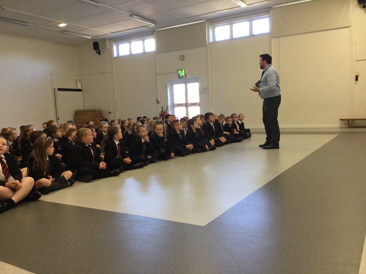 mrclydesdalens's tweet photo. It’s hustings day in Year 4. Good luck to the six candidates trying to become the Year 4 representatives for the school council. Stay tuned for the results #schoolcouncil #whowillitbe @nsprimary https://t.co/bP6ZLhkx8x
