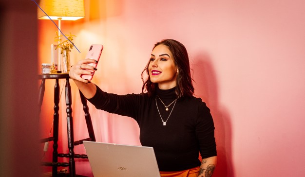 mkdirecto's tweet photo. ¿Se acabó el chollo para los influencers con millones de seguidores? Las claves del influencer marketing en 2021
https://t.co/A0J3y7Qnhv https://t.co/EFZUxrw2nZ