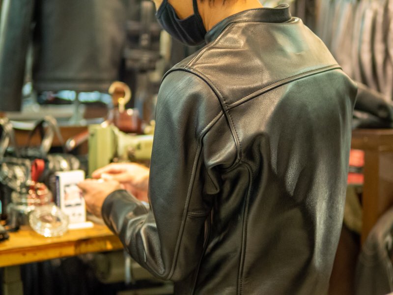 TIGHT & SIMPLE これからのシーズンにちょうどいい、人気のタイト