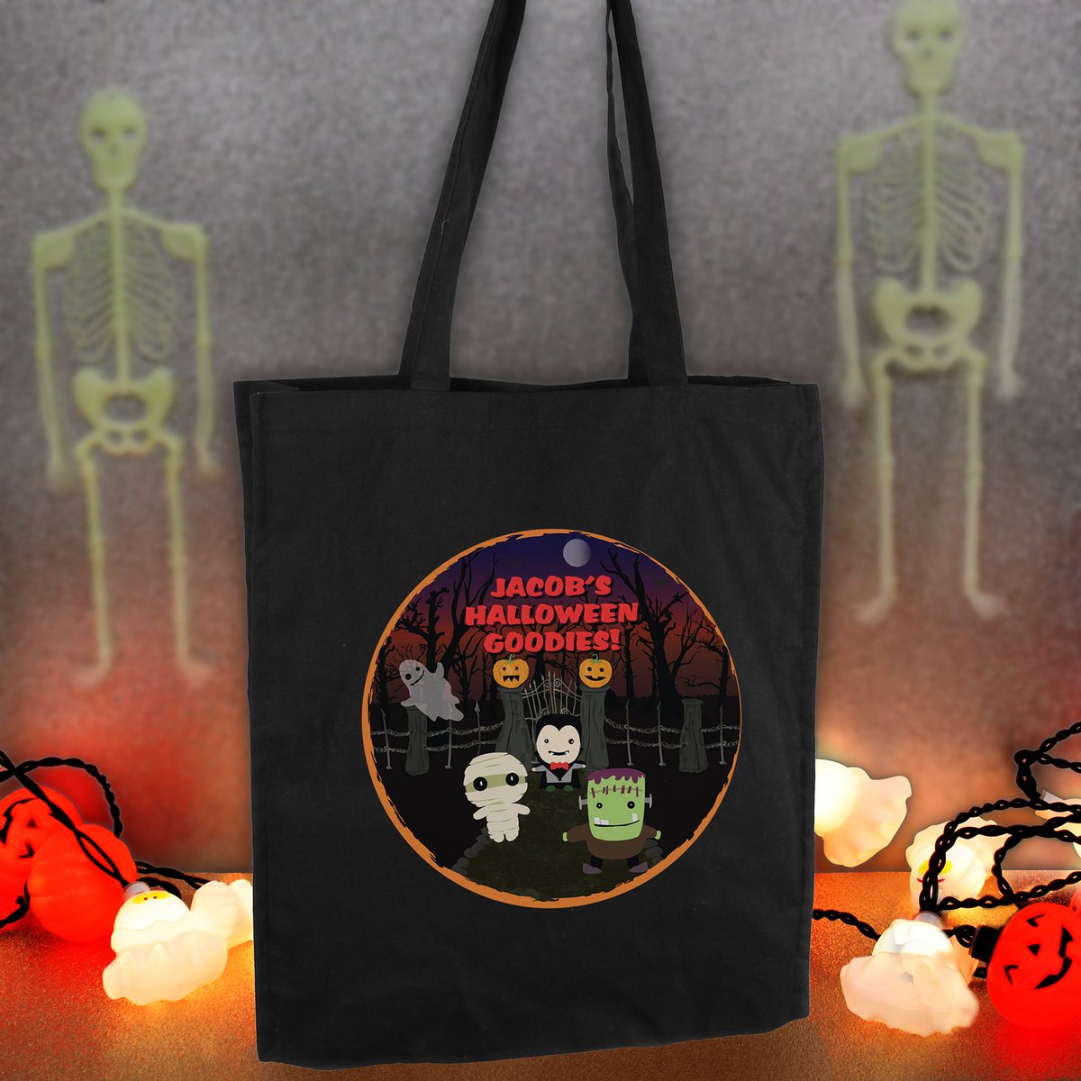 CustomGiftsUK's tweet photo. Personalised Halloween Black Cotton Bag https://t.co/nJDaa6N6lo A personalised bag to put all your halloween treats in!Perfect as an eco-friendly alternative to plastic bags. #customgifts #customgiftsuk #halloween https://t.co/gq5l8Ub0jI