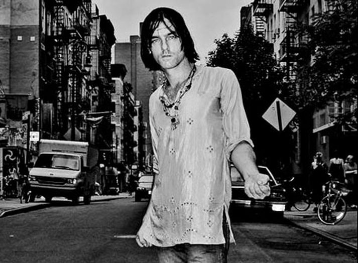 anton newcombe (@antonnewcombe) on Twitter photo Let's try an experiment shall we? can you all retweet and re-post this song if you enjoy @missaimeenash singing?  You see, the whole point is for people to hear this music so that they might enjoy it, i could give a shit about you pressing the heart button... that does nothing ❤️ Let's try an experiment shall we? can you all retweet and re-post this song if you enjoy @missaimeenash singing?  You see, the whole point is for people to hear this music so that they might enjoy it, i could give a shit about you pressing the heart button... that does nothing ❤️
