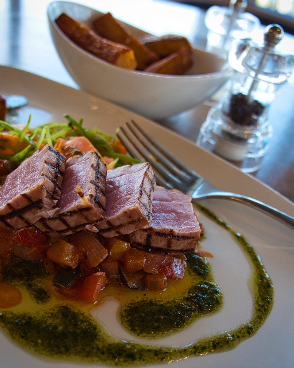 EatDrinkEnjoy1's tweet photo. The Silver Darling restaurant, Chargrilled Tuna Loin 🤤 https://t.co/syym4FcM03