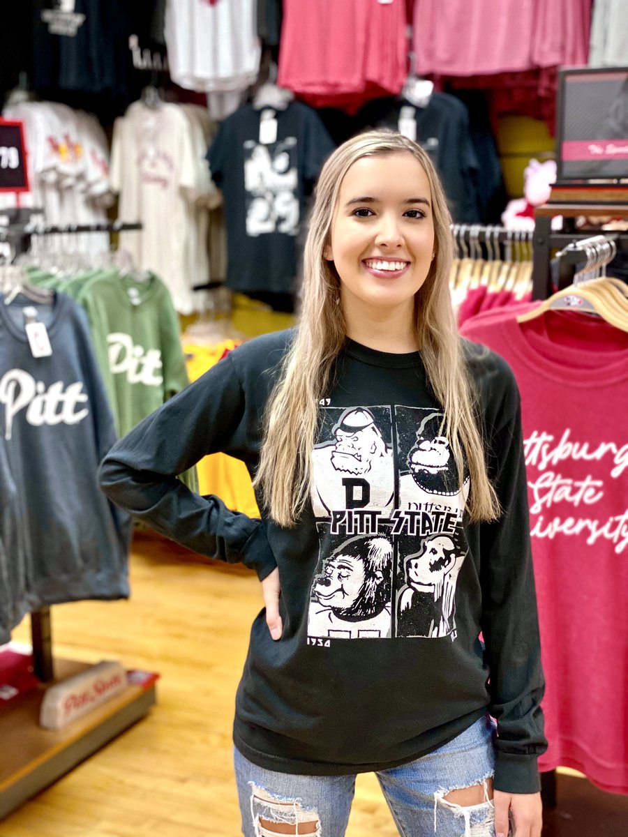 JocksNitchPSU's tweet photo. WE LOVE THIS NEW GORIlLA TEE! π¦ β€οΈ
Available in long and short sleeve
β’
β’
β’
#jocksnitch #shoplocal #PittsburgState #hometownproud #OAGAAG #gorillafootball #new #trendy #fallfootball https://t.co/N3dFTxIbfn