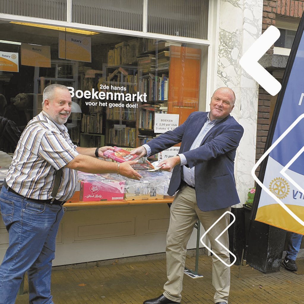 Strandwal's tweet image. WAUW! 👏 De tweedehands boekenmarkt in Rijswijk heeft in september €1.556,- opgebracht! Dit prachtige bedrag wordt door de Rotary Rijswijk ter beschikking gesteld aan het Strandwalfestival van 2021! We zijn zeer vereerd om dit in ontvangst te mogen nemen! Iedereen; bedankt!