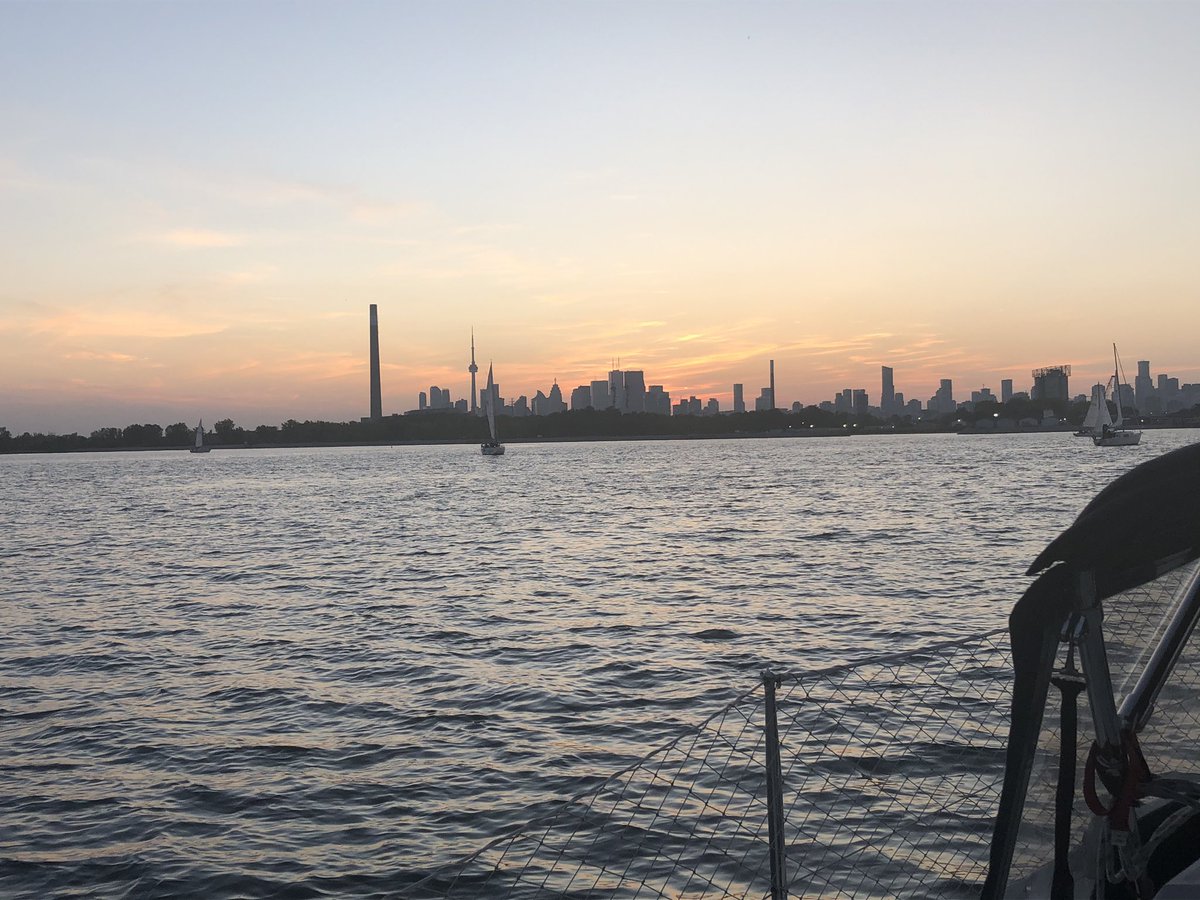 PasiekaOnPol's tweet image. There is nowhere quite as almost normal as out on a ⛵️race with my dad. We took🥇in division 3 &amp;amp; a 4th overall in the Frost Bite Race this weekend. Making up for lost months... #lakeontario #sailing #viewsfromthe6