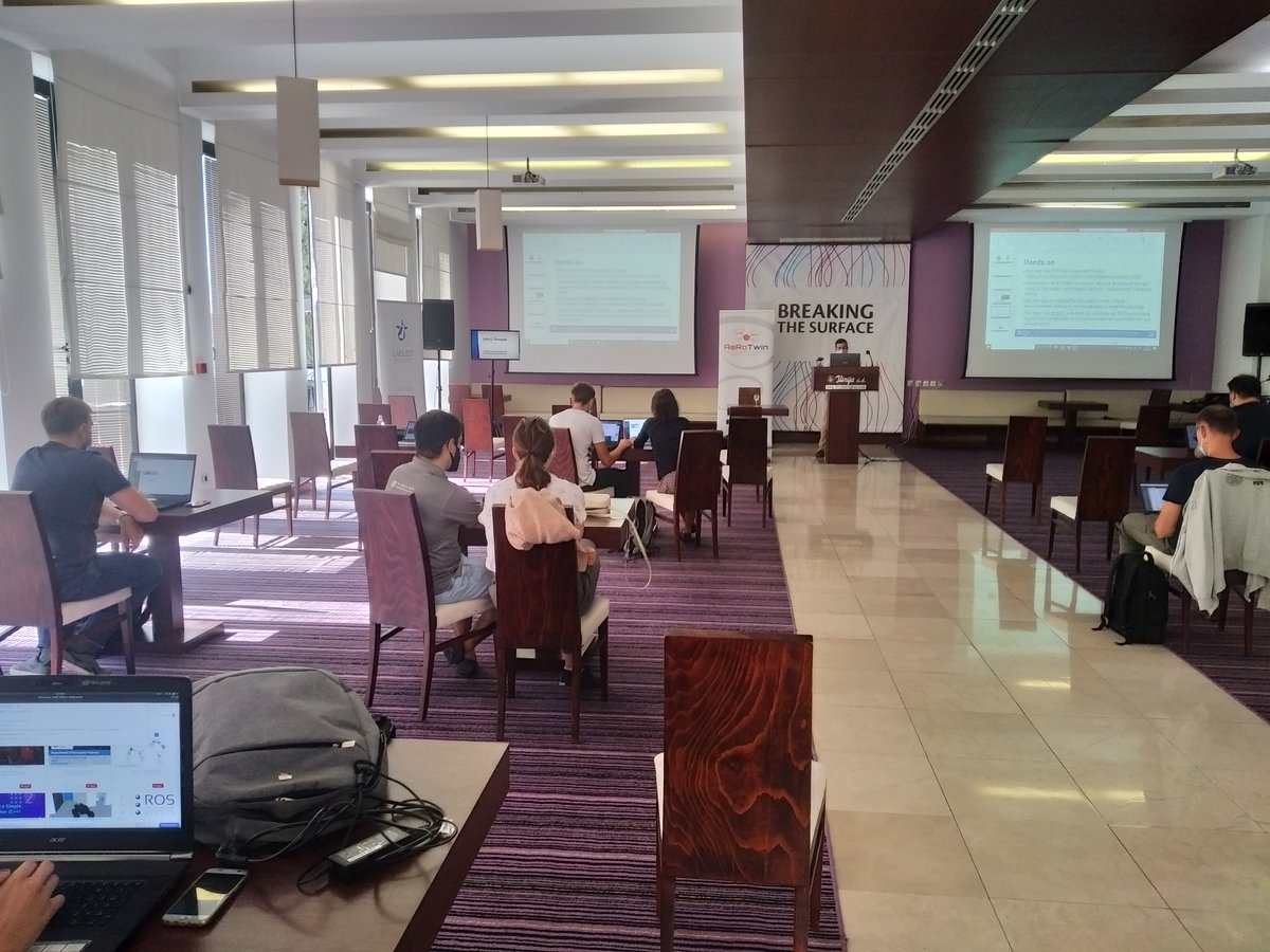 grvc_us's tweet photo. PhD. Student Julio L. Paneque is presenting the tutorial “SLAM in Complex Large-Scale GNSS-Denied Environments” at the BtS workshop. 

For more information: https://t.co/BBrOkqDG4d https://t.co/XK9dwO0ZRe