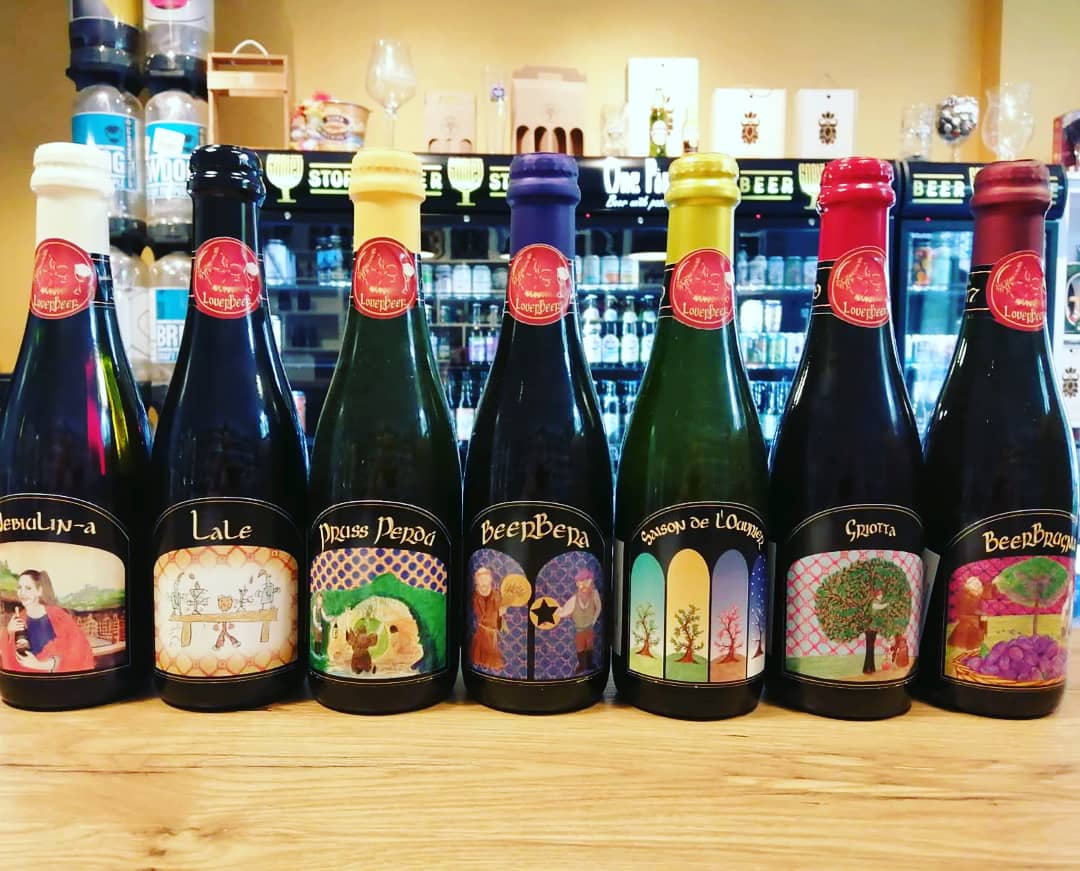BeerGoblet's tweet photo. Stigle prve bočice Italian Grape Aleova ravni iz kotla inovatora i pionira IGA stila - majstora Loveriera..🤟 @LoverBeerBrewer https://t.co/Z6Y1uuxa6d