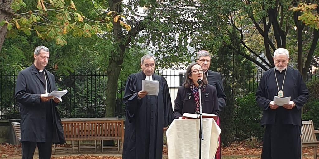 La pasteure Emmanuelle Seyboldt, présidente de <a href="/EPUdF/">Eglise Protestante Unie de France</a>  a participé à la lecture biblique (IS, 65, 16-25)
"L'exultation que je vais créer, ce sera Jérusalem, et l'enthousiasme, ce sera son peuple. "
#SaisonDelaCréation #unitédeschrétiens