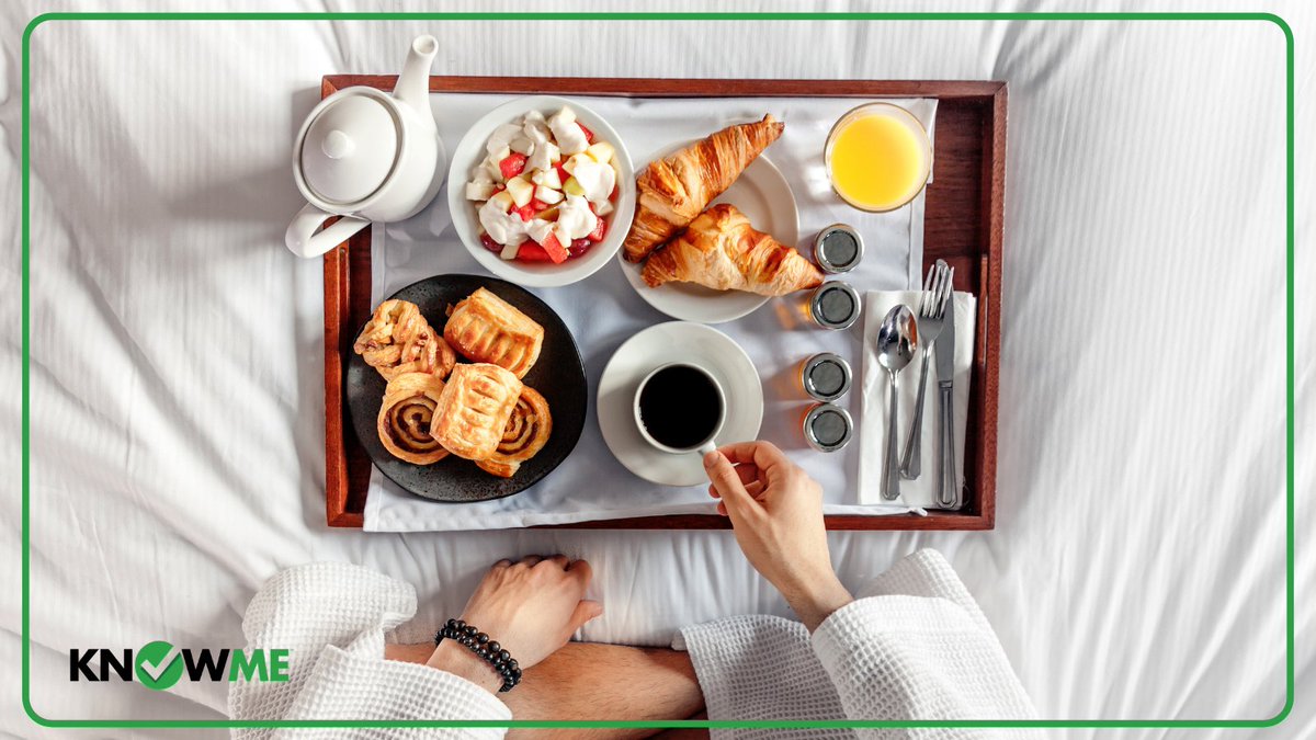 Don't skip breakfast. As you may have heard, is the most important meal of the day. Simply eating breakfast can help decrease your chances of cardiovascular disease. 

87 Days until Christmas!! 

#healthbenefits #healthyheart #healthyliving #healthsteps