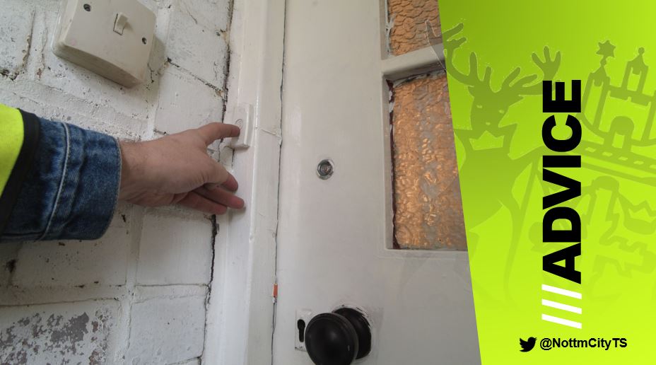 NottmCityTS's tweet photo. Cold callers are smartening up their act. Don’t be taken in by fancy uniforms and liveried vans – say NO to cold callers. If you need home improvement work, do plenty of research. Get 3 quotes and check companies on 3 different review sites. #RogueTraderWeek2020 #StopRogueTraders https://t.co/7jlvWMYuSE
