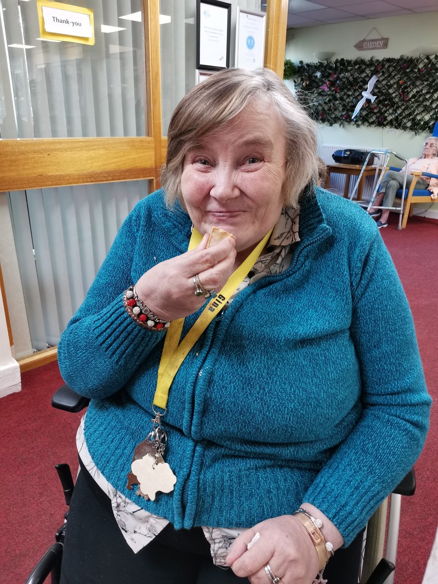 rashielee's tweet photo. Janice made tablet and fudge, let the taste testing begin!
#sweetreats #bakeoffday #yum https://t.co/llrzeNIQxn