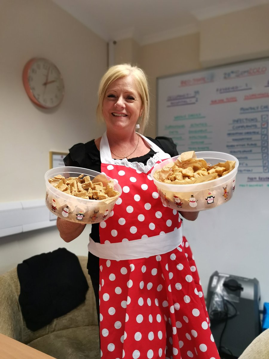 rashielee's tweet photo. Janice made tablet and fudge, let the taste testing begin!
#sweetreats #bakeoffday #yum https://t.co/llrzeNIQxn