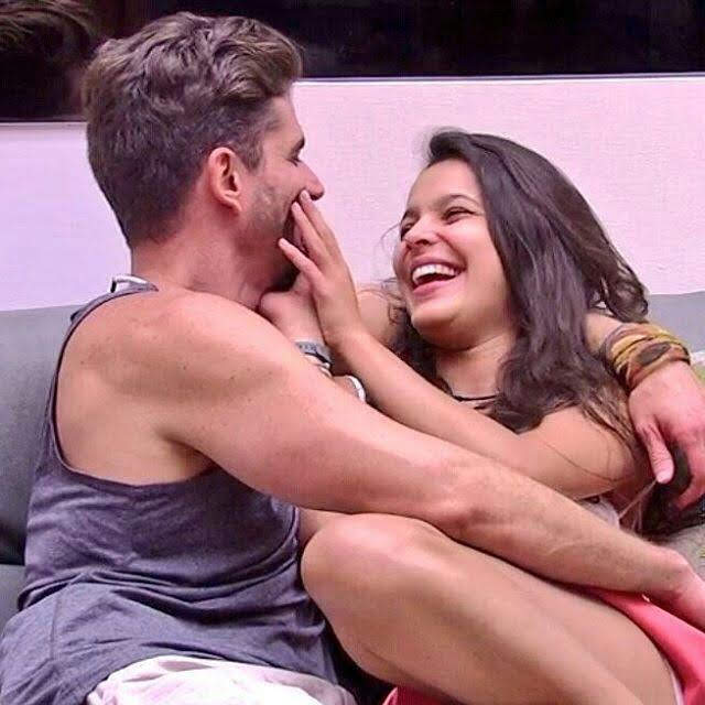 mallyraiz's tweet photo. Que os sorrisos voltem aos rostos, e que o amor preencha os corações. Amém. 🙏❤️🔥 https://t.co/TsMTG3PBHS