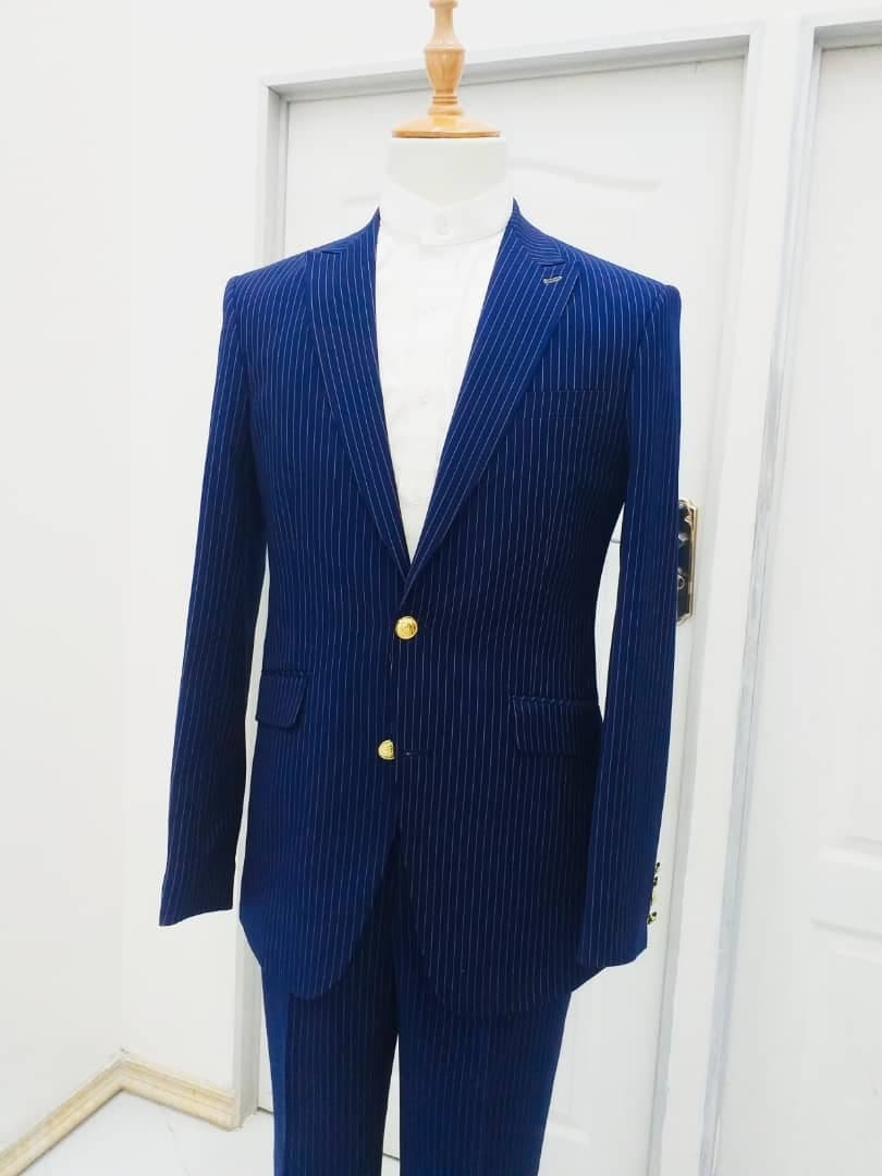 amy_tailors's tweet photo. "People will stare. Make it worth their while".Come and a suit made with us and get a shirt free. https://t.co/omNGpCunvJ
#zambia #tailormade #ZedTwitter https://t.co/ndE8Ab1Tqv
