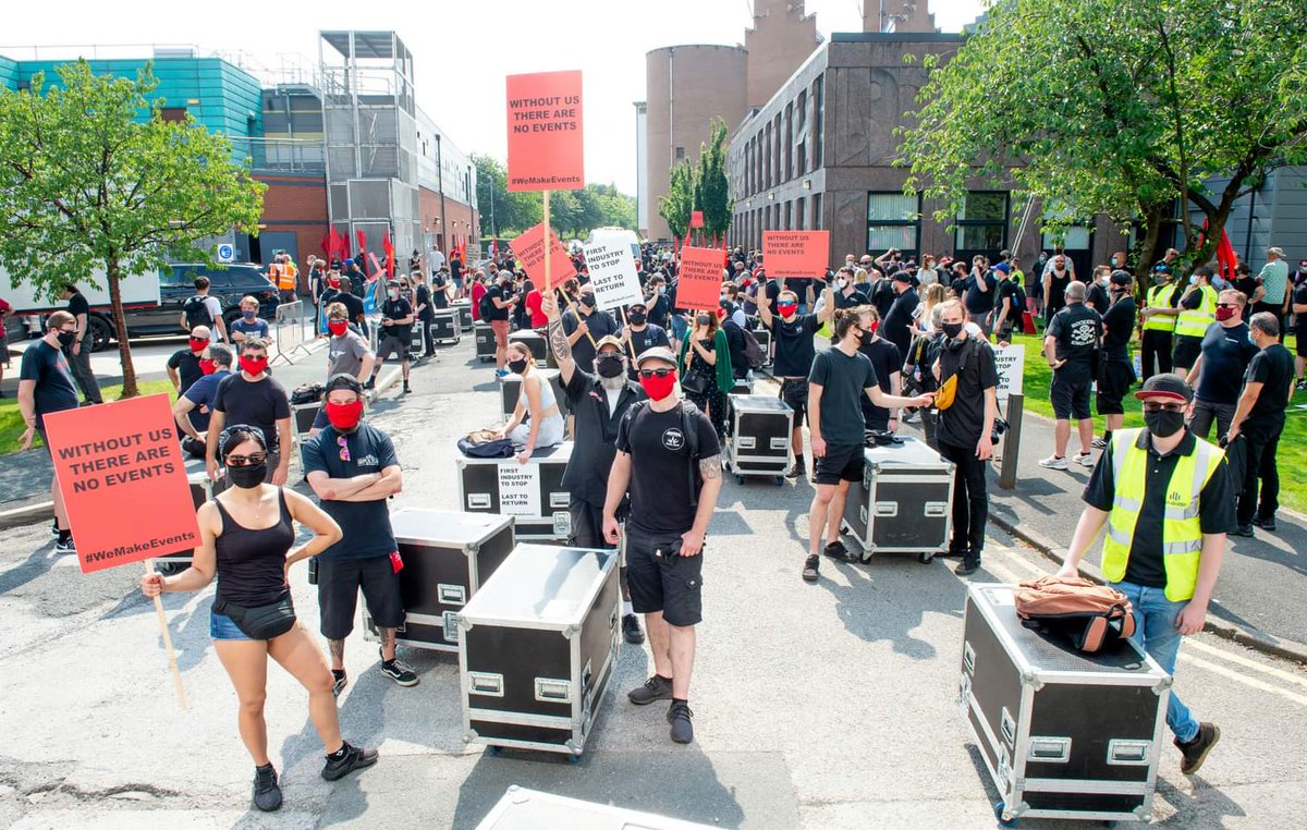 FaiaGry's tweet photo. #redalertnorge #redalert #wemakeevents ❤

Wednesday 30.9. #Oslo 
https://t.co/0nNJRvXzqL https://t.co/2wiPlSl8kq
