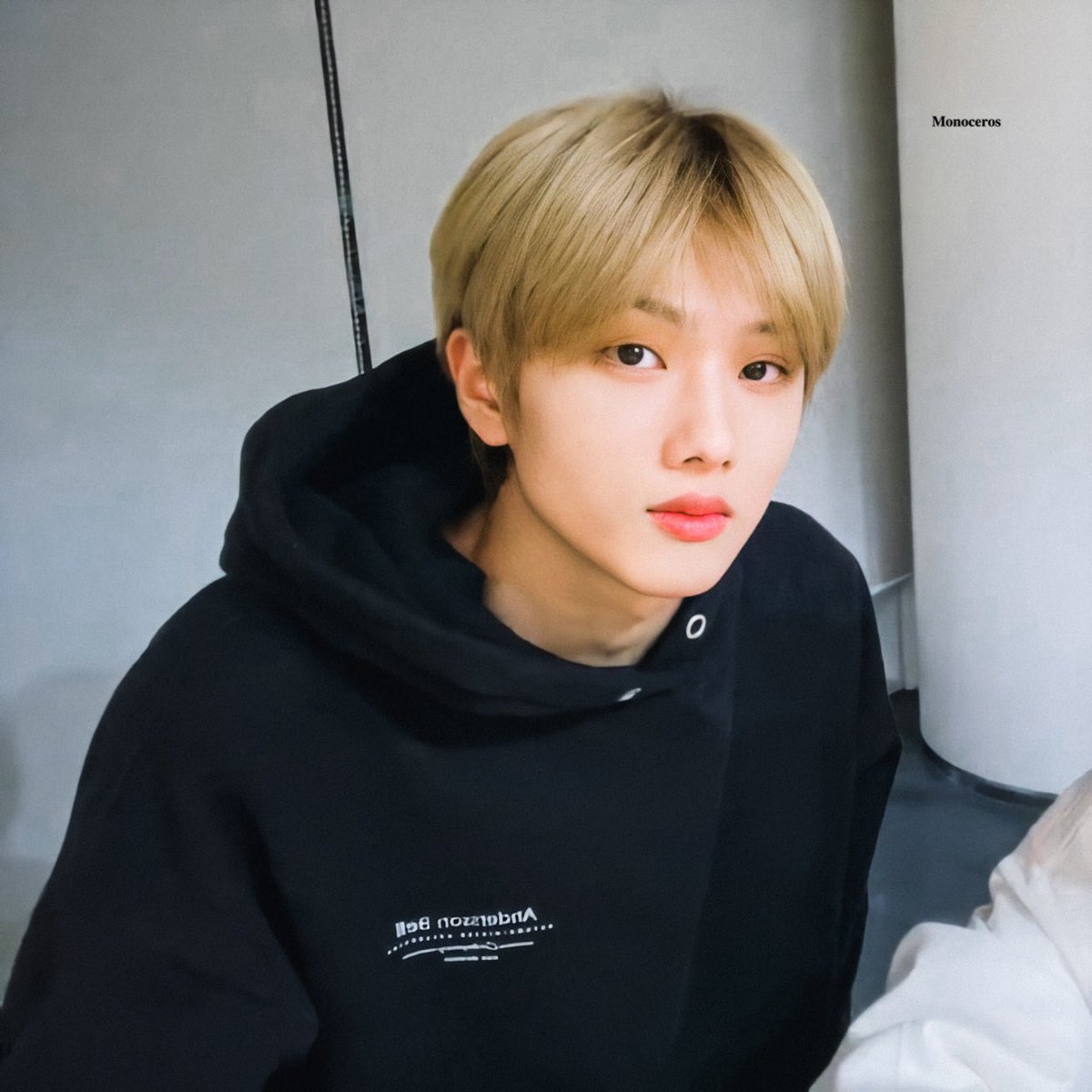 𝗆𝗈𝗇𝗈𝖼𝖾𝗋𝗈𝗌 tweet media