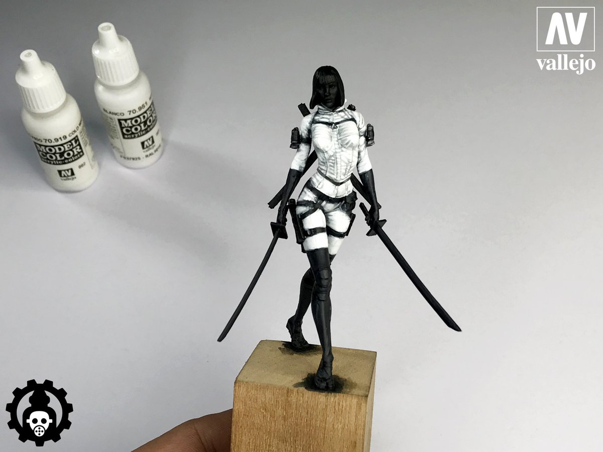 don_suratos's tweet photo. 🔴 HAND PAINTING WHITE

Not much of a figure painter but thought I'd share how I hand painted white with @vallejocolors

I plan to do Winter Camo on this Shadow #DUST1947 Shadow figure soon. 

Stay tuned! Saludos! 🎨🦾🦾🦾

#ammodrop #alwaysvallejo https://t.co/J5C4B5M8Rd