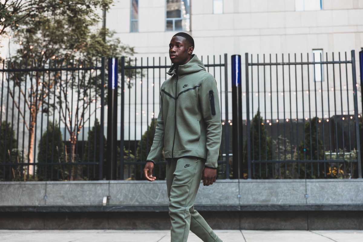 DTLRVILLA's tweet image. Shop our #Nike #TechFleece collection now!

Link to cop: bit.ly/3j7RQTO