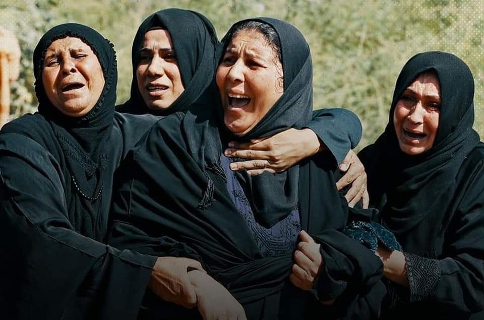 لقد كان الموت قاسياً جدا عندما يقوم بخطف أرواح العراقيين وترك العابثين ينبشون بارواحنا 💔 💔

نحن جايين نموت جملة.... 💔 🇮🇶

#المقاومة_تقتل_الاطفال