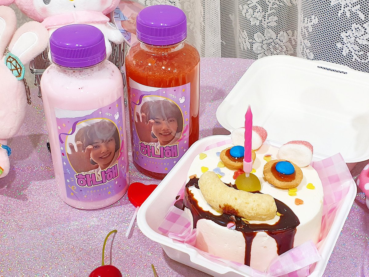jjong_party's tweet photo. 𝑺𝒑𝒆𝒄𝒊𝒂𝒍 𝑫𝒓𝒊𝒏𝒌👼
차가운 딸기 우유 한잔 
쫑몽에이드

𝑫𝒆𝒔𝒔𝒆𝒓𝒕 𝑪𝒂𝒌𝒆🎂
지옥에서 돌아온 케이크 https://t.co/In5cPDnh0C