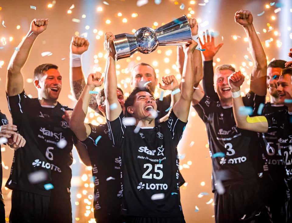 Fresh from becoming the first Aussie to play in the @ehfcl and lift a major German trophy, Bevan Calvert joins us on the latest podcast to speak about his @thw_handball adventure! 🦓🦘 Listen on your fave podcast app or download directly here chtbl.com/track/G59ED/tr…