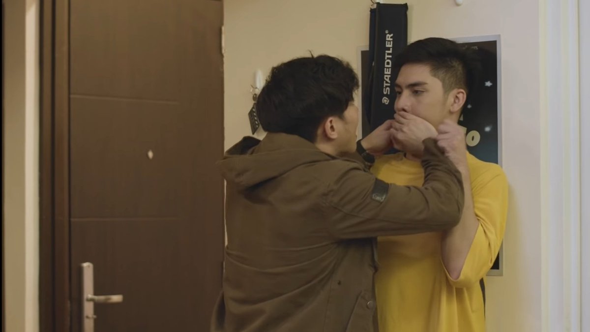  #GayaSaPelikulaEp01 Story/scrnplyAs expected, we cant really hve yet a grasp of the meat of the story tho it introduced the characters really well and clear. Genius characterization of Karl and Vlad and their contradictions. Successfully created MOMENTS bet the 2lead.