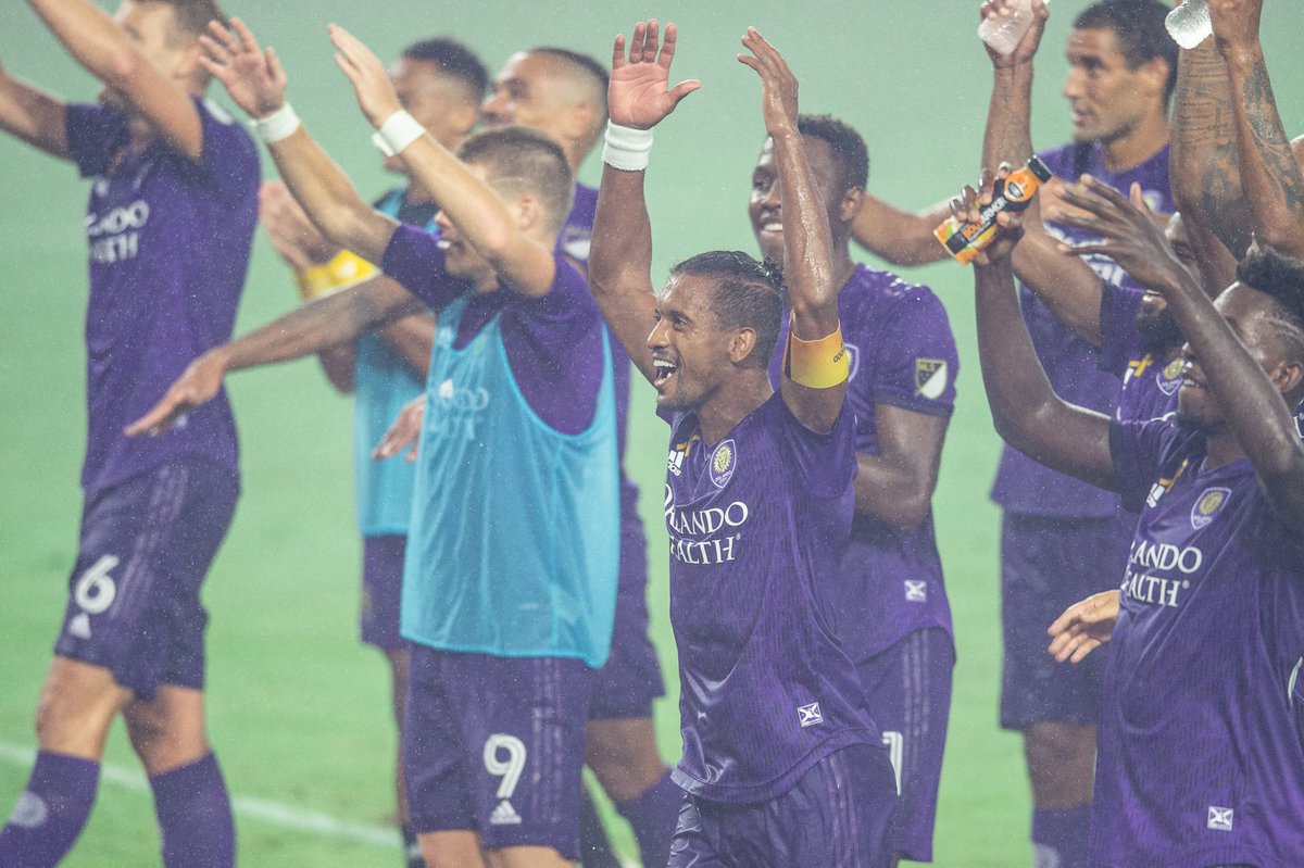 Back in our house Saturday. #VamosOrlando