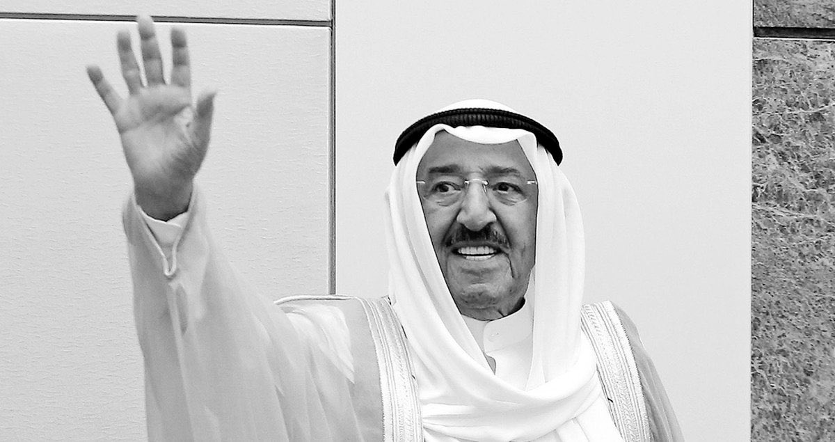 اللهم أبدله داراً خيراً من داره و أهلاً خيراً من أهله و أدخله الجنة و أعذه من عذاب القبر ومن عذاب النار ، اللهم ارحمه فوق الأرض و تحت الأرض و يوم العرض عليك اللهم قهِ عذاب يوم تبعث عبادك .
إنا لله وإنا إليه راجعون ..
#الشيخ_صباح_في_ذمه_الله
#دوحه_لايف