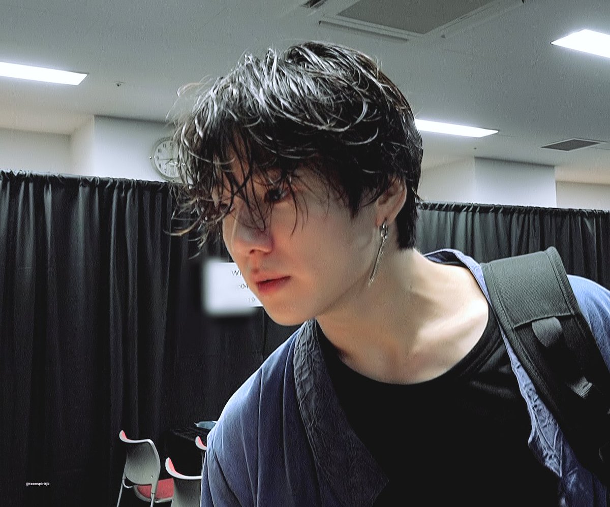 JannPinkarn's tweet photo. ขอทำเธรดน้องจองกุกหน้าสดอีกซักรอบ https://t.co/33keUX3LFn