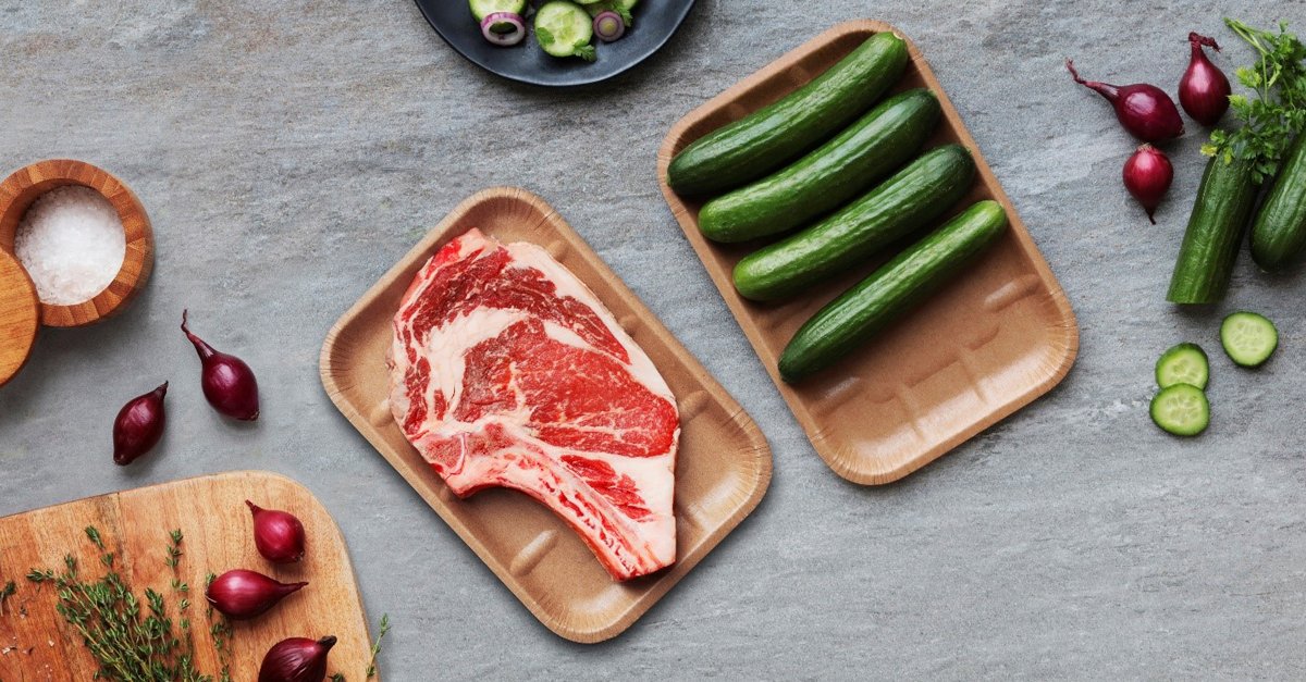CascadesDD's tweet photo. [Communiqué] Cascades lance une innovation unique en Amérique du Nord : la première barquette en carton thermoformé 100 % recyclé et recyclable conçue pour les emballeurs d’aliments frais par équipements automatisés. https://t.co/ko1rnZ4EWx #sourcedepossibilités https://t.co/TcCOiLLdlL