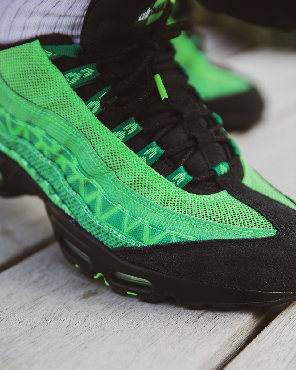 Footpatrol_ldn's tweet photo. Nike Air Force 1 React, Air Presto and Air Max 95 'Naija' . Available in-store and online, sizes range from UK3.5 - UK12, priced between £105 - £150. Shop now: https://t.co/AMUNjfLA9X #Nike #AirMax95 #AM95 #AF1 #AirForce1 #AF1React #Presto #AirPresto https://t.co/ILIXvmVf36