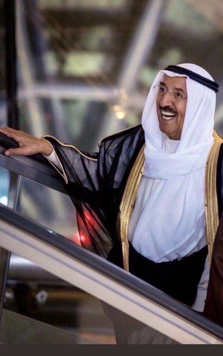 إنا لله وإنا إليه راجعون، نعزي أنفسنا ونعزي دولتنا الحبيبة والعالم أجمع بهذا المصاب الجلل، سألين المولى عز وجل أن يغفر له، ويرحمه، ويوسع مدخله، وينقله من ضيق اللحود إلى جنات الخلود إنه القادر على ذلك. اللهم احمه تحت الأرض، واستره يوم العرض.