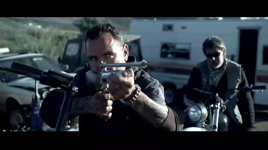 维尼琼斯的电影 好像是  hell rider