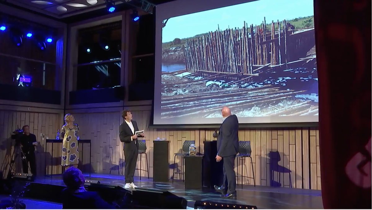 _Westerdijk_'s tweet photo. Loss of biodiversity: Is there a plan B? Andre Kuipers, astronaut: no Planet B. #gvdb #naturalis200 https://t.co/PCWuHjklXB