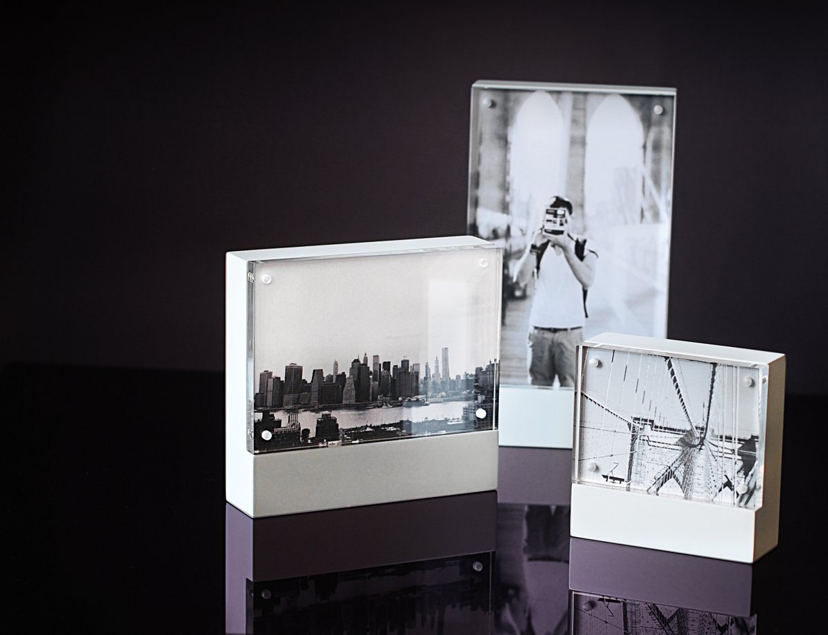 230 Fifth Avenue tweet media