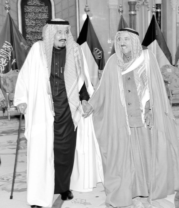 hma2020s's tweet photo. جبر الله عزاكم ياأهل الكويت 🇰🇼💔
مُصابكم مُصابنا، وإنّا لله وإنّا إليهِ راجعون.

 #الشيخ_صباح_الاحمد_الصباح https://t.co/vTF9EpXvef
