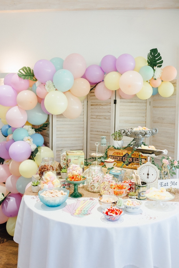 WEDMAGAZINE's tweet photo. Alice and Matt's ethereal wedding on the coast of north Devon was a pastel-pretty dream! https://t.co/C7spbQF94d
Photography Salt &amp; Sea Photography, 
Venue @OceanKave https://t.co/UKRGHPoWGu
