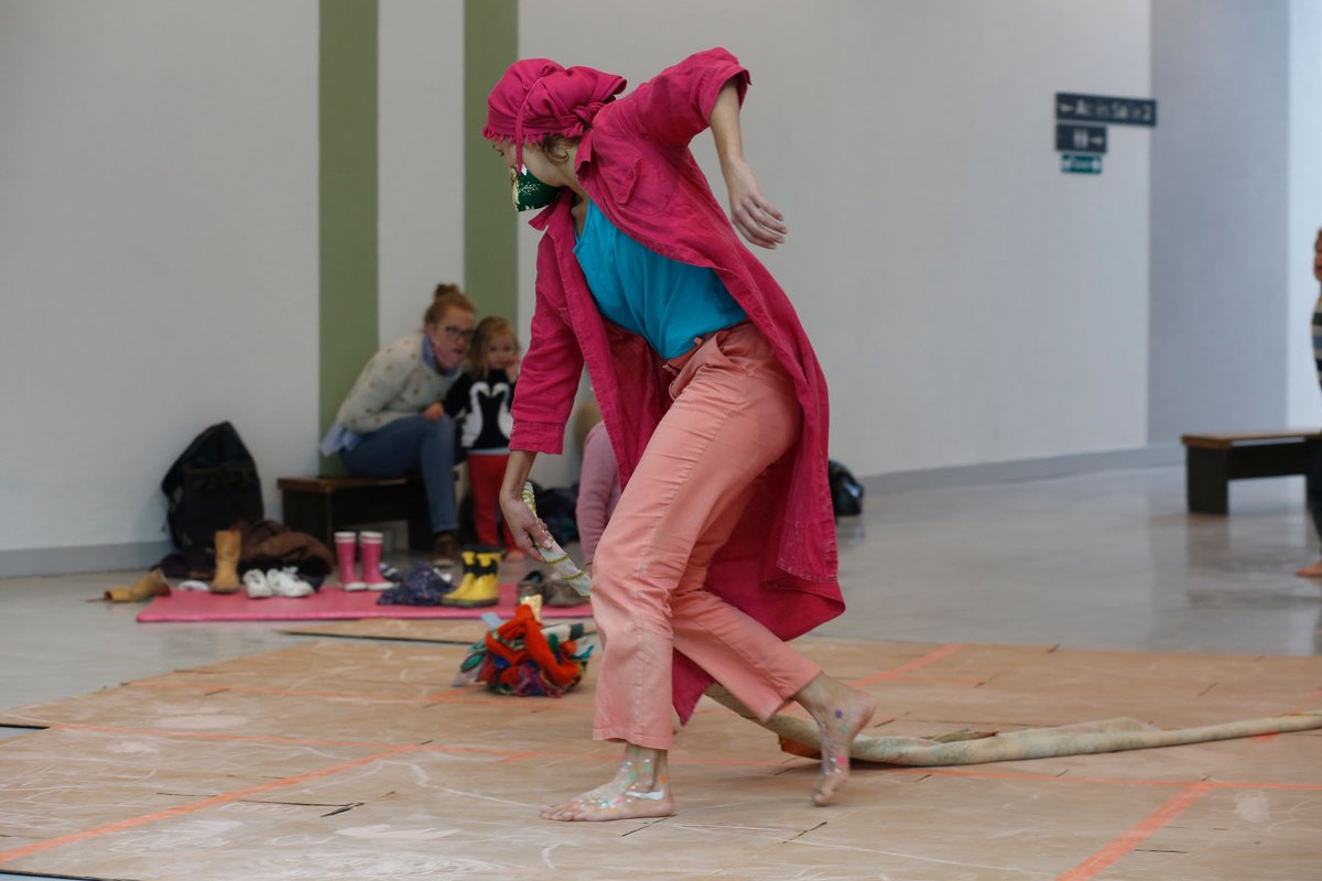 [EN IMAGES]
Vous étiez au rendez-vous ce samedi du lancement la programmation très jeune public du Pavillon, avec l'Association Un neuf trois Soleil !
Tout le week-end, parents et enfants se sont laissés porter par les notes de musique 🎼🎻🥁
📸 ville-romainville.fr/6141-lancement…