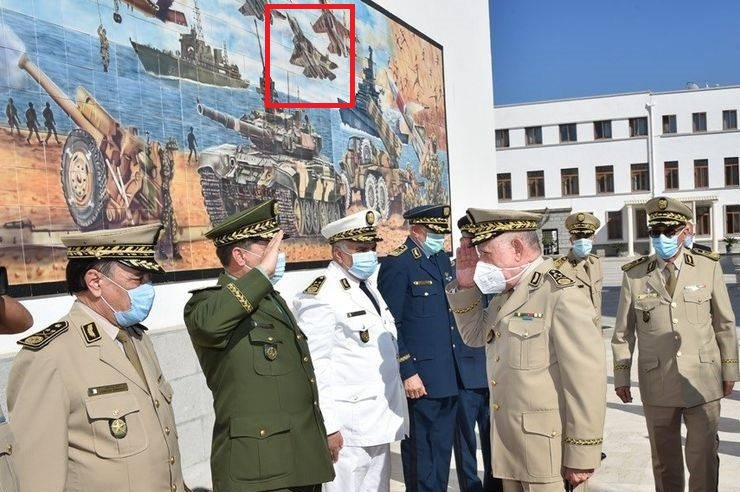 kmldial70's tweet photo. Th SU57 appeared again during the meeting of Algerian army chief of staff "SAID CHENGRIHA" and the director of FSVTS of Russia "Dmitry Shugaev" ...after its appearance on a mural at the headquarters of algerian MoD
i think the felon will be algerian
#sukoi #SU57 #ALGERIA https://t.co/zYzruYT3al
