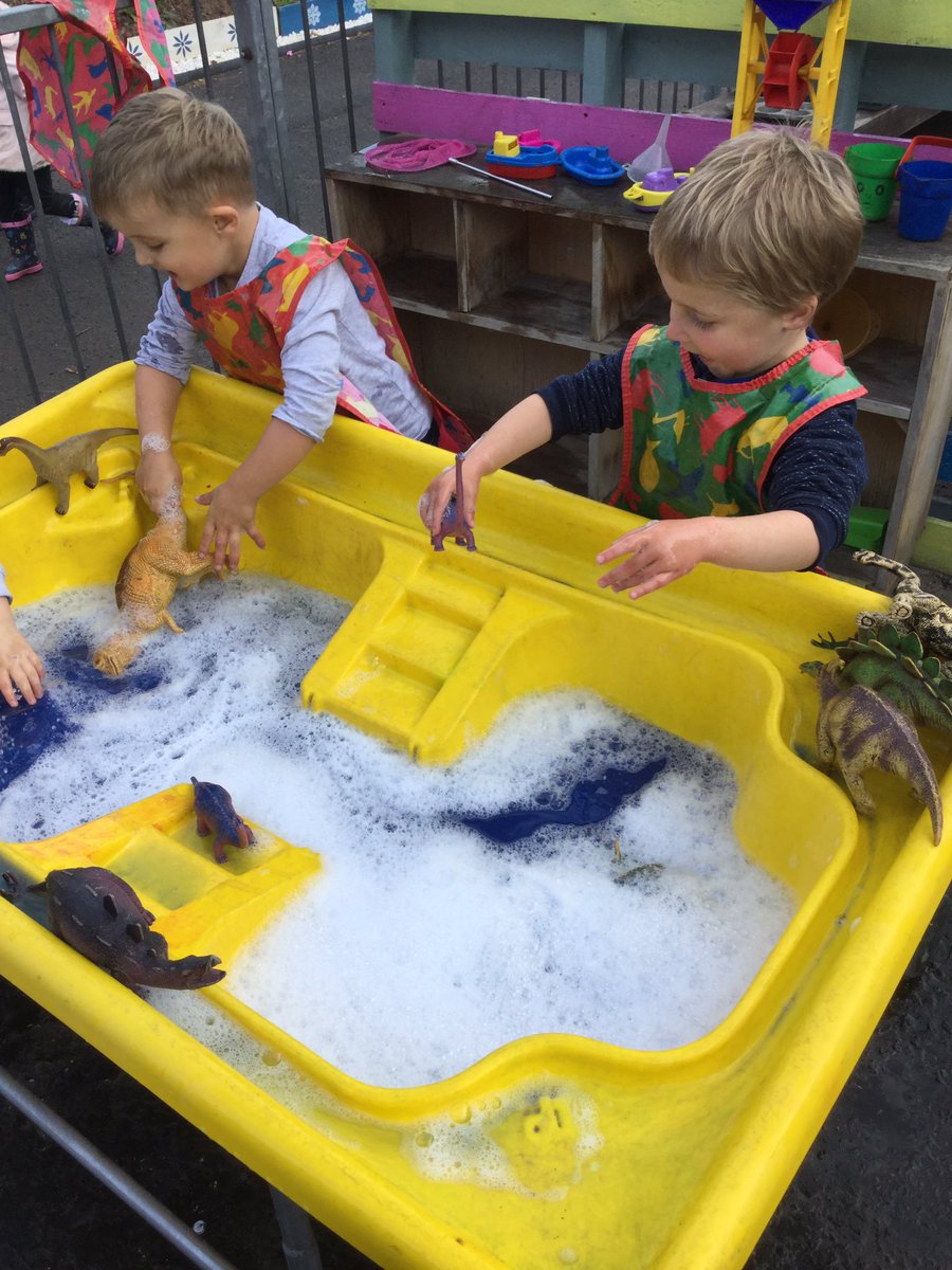 SFX_Nursery's tweet photo. Some of our Nursery family thought carefully and responded to materials to create their wee ideas of a hot tub.They asked  questions to discover new things. “It’s nothing without joy, their faces say it all. “Can 7 big dinosaurs fit in? #ArtyMaths #EarlyMaths #MathsWeekScot https://t.co/G5F32qjvpa