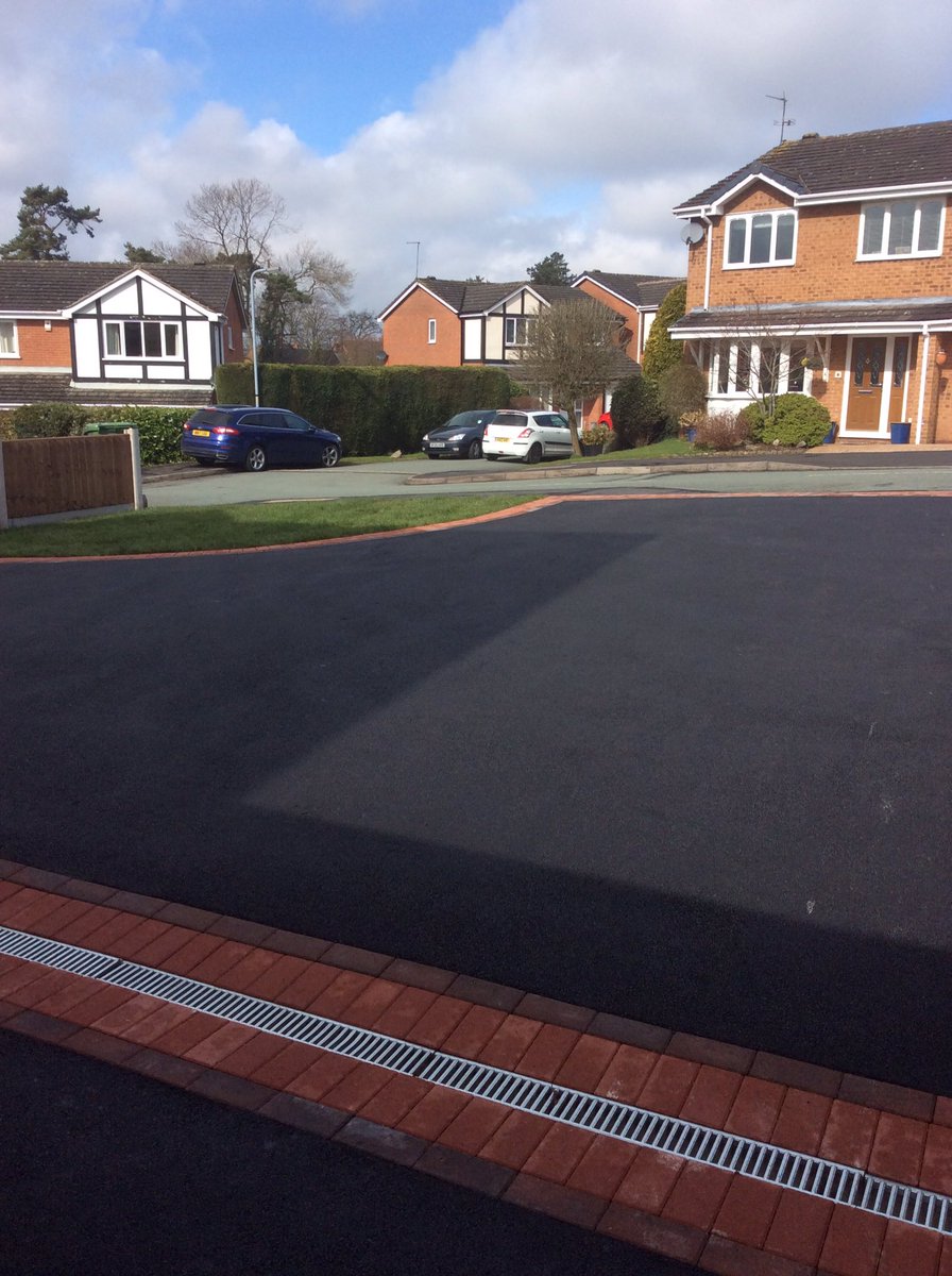 Another job well done! Tarmac driveway 😀 contact us now for a quote 07826224772