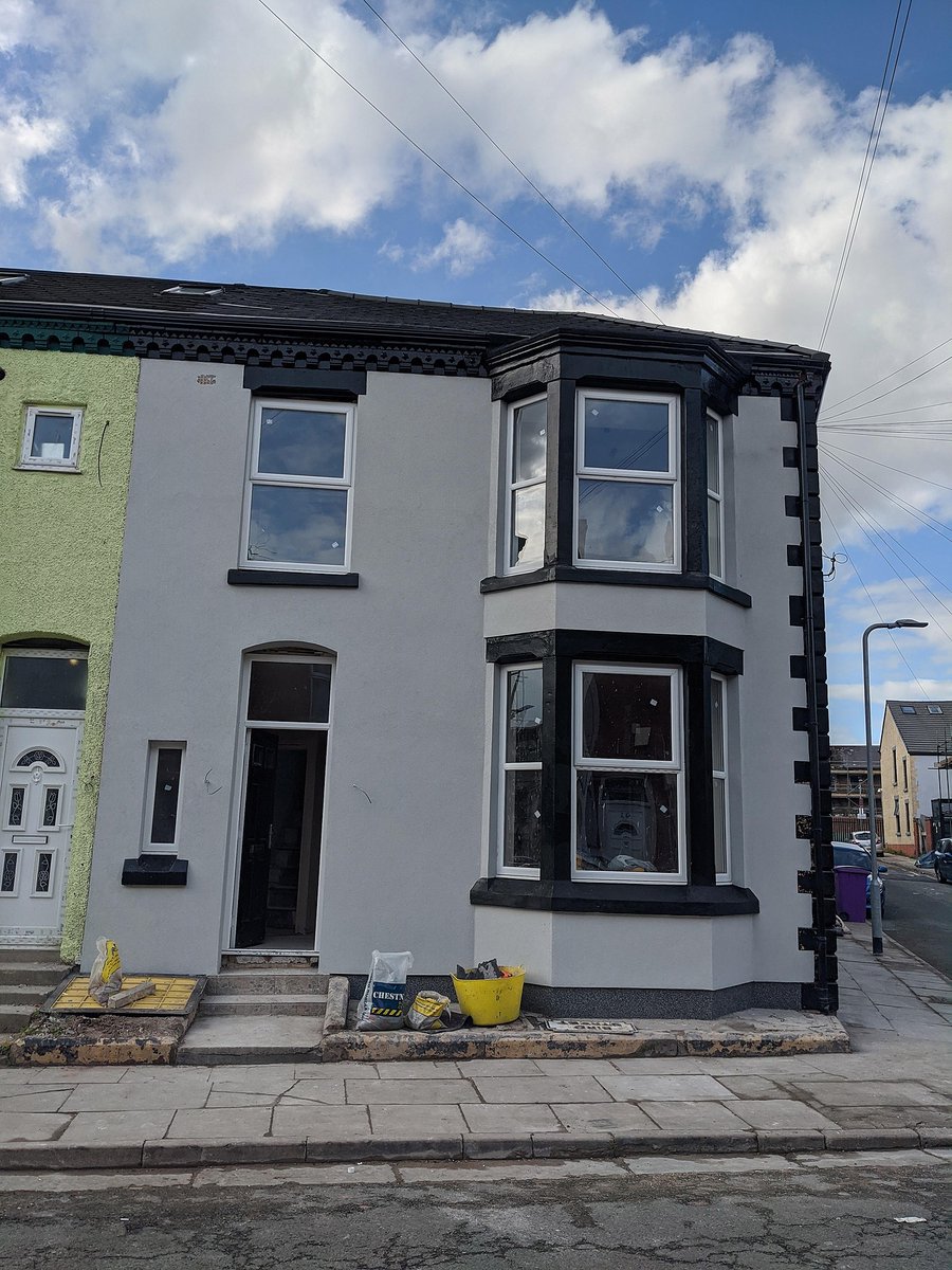 LocalSolutions_'s tweet photo. Great to see that scaffolding is down on our Webster Rd project – creating semi-independent accommodation for young people – thanks to investment from @LandAid https://t.co/Sl0ubi4h0j