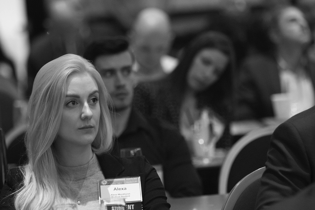Congratulations Dr. Alexa Mordhorst from the University of British Columbia on winning the Robert Hye Memorial Resident Presentation Award. #weknewherwhen #hertimeisnow #wvs #WVS2020