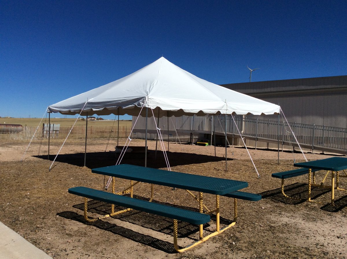 cherry_elem's tweet photo. Thank you DCSD for our new tent! https://t.co/nNADYueizp
