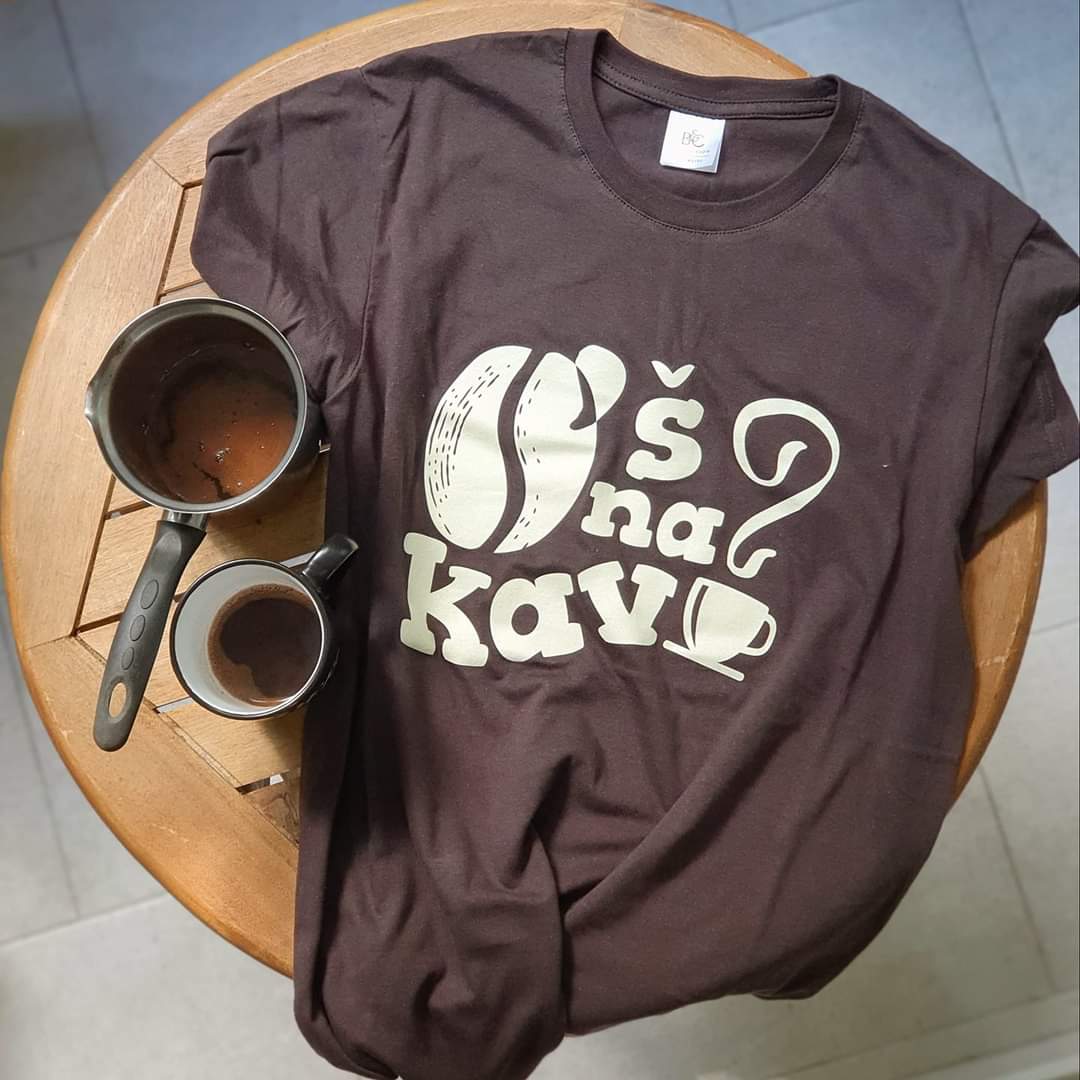 Kako vi zovete ekipu na kavu?

#kava #Lumer #cofee #tshirt