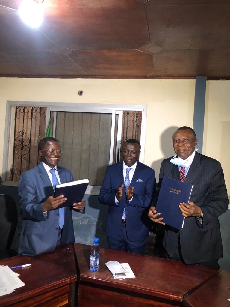 APMECameroun's tweet photo. Signing of a partnership agreement between APME and ILO on the implementation of the program « start and improve your business destiny » for the north west and south west regions https://t.co/TFz7575sfQ